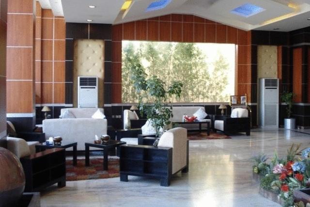 Almakan Hotel 105 Riyadh Ngoại thất bức ảnh