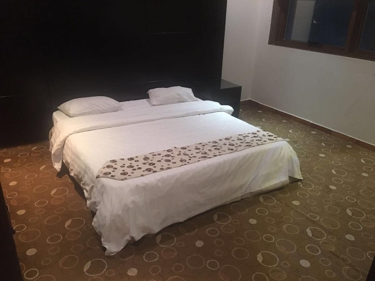 Almakan Hotel 105 Riyadh Ngoại thất bức ảnh